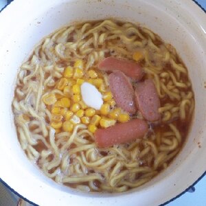 後のせバターでまろやかたっぷりコーンの味噌ラーメン